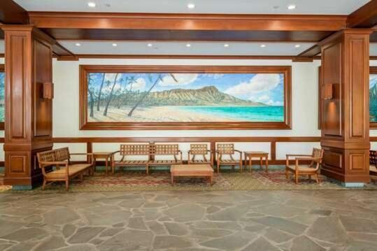 Deluxe Panoramic Mountain View Condo - 37Th Floor, Free Parking & Wifi Condo โฮโนลูลู ภายนอก รูปภาพ